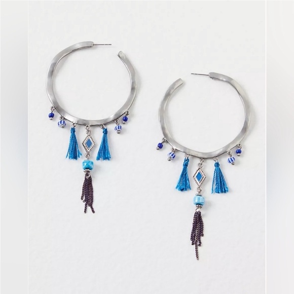 Free People Come Back Baby Hoops - Picture 2 of 5